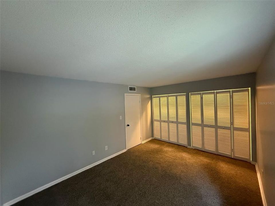 For Sale: $125,000 (2 beds, 1 baths, 764 Square Feet)