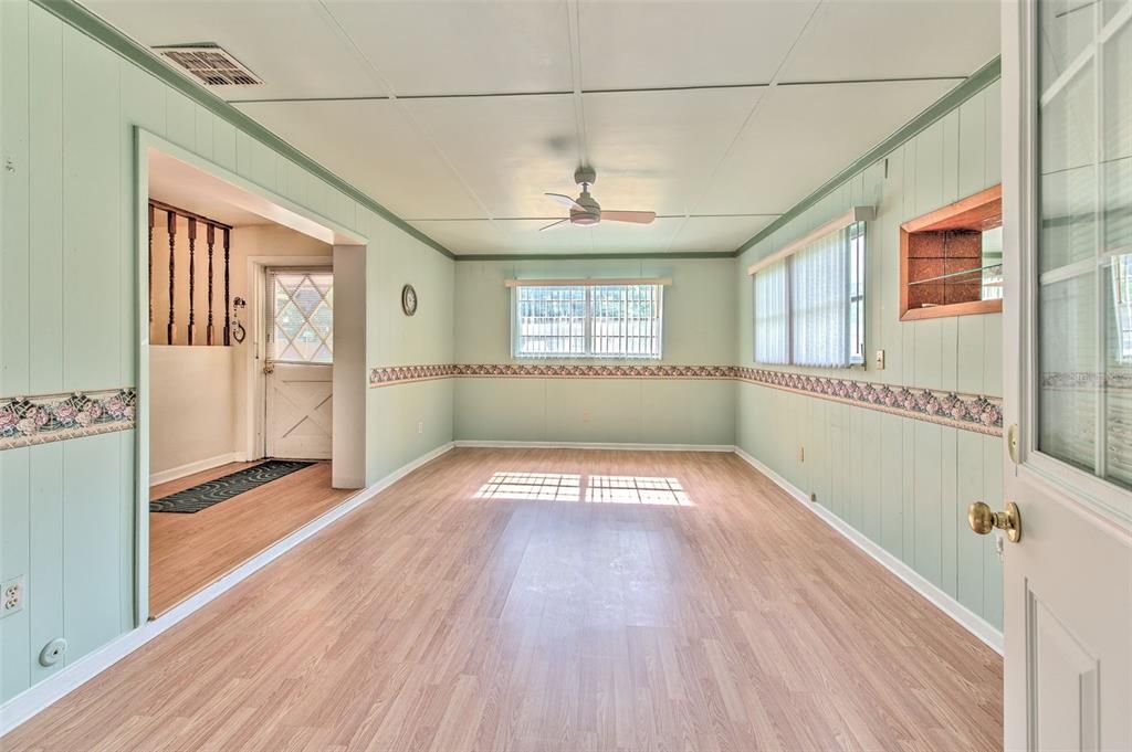 En Venta: $199,900 (3 camas, 1 baños, 1117 Pies cuadrados)