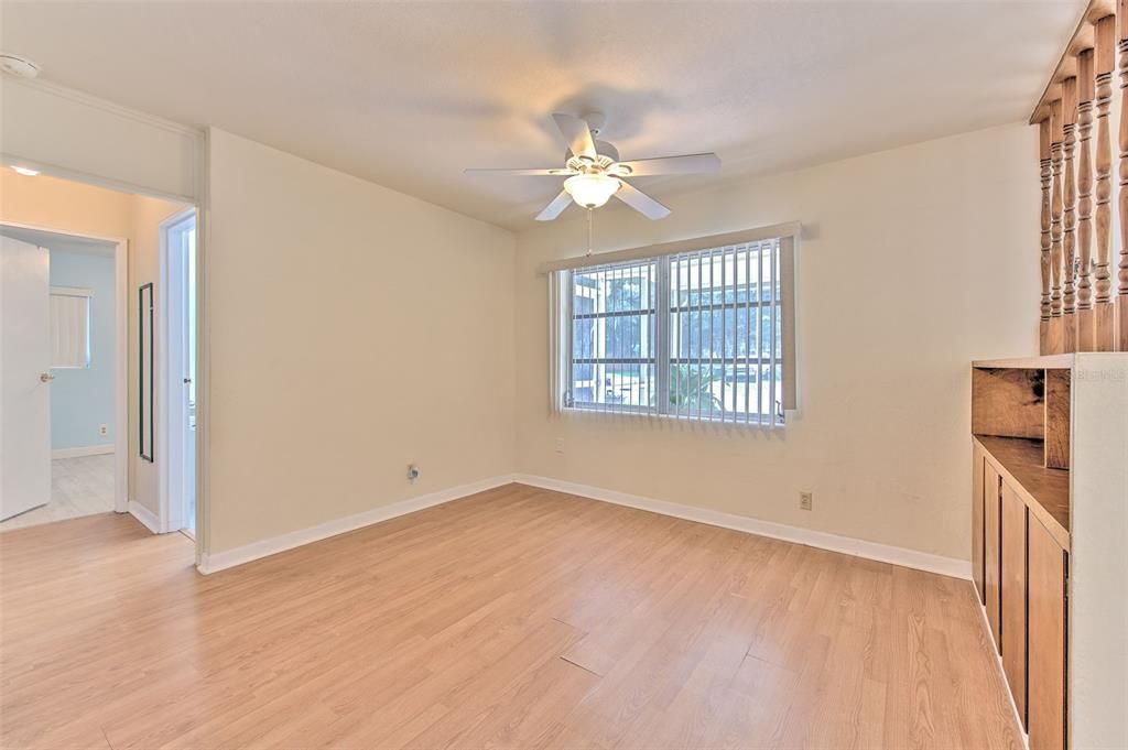 En Venta: $199,900 (3 camas, 1 baños, 1117 Pies cuadrados)