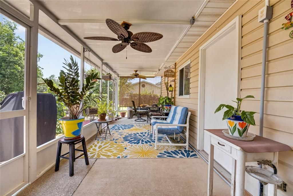 Activo con contrato: $179,900 (2 camas, 2 baños, 1166 Pies cuadrados)