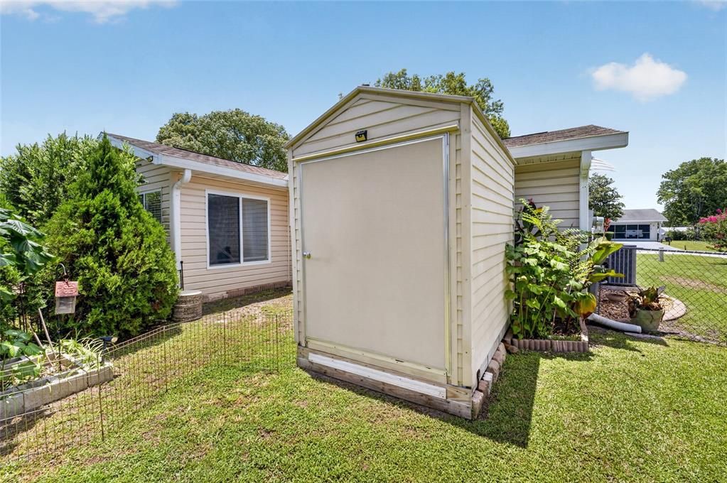 Activo con contrato: $179,900 (2 camas, 2 baños, 1166 Pies cuadrados)