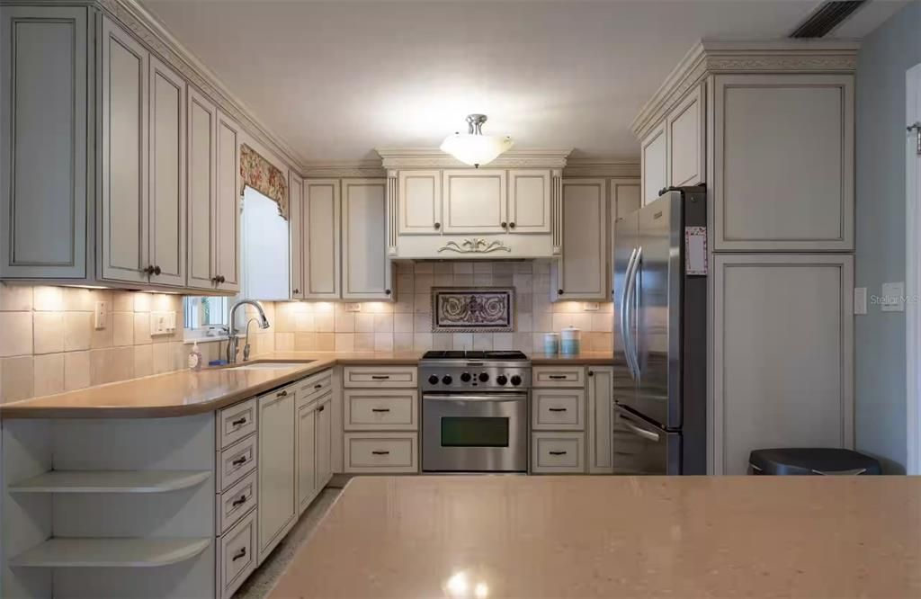 В аренду: $3,600 (2 спален, 2 ванн, 1406 Квадратных фут)