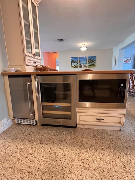 В аренду: $3,600 (2 спален, 2 ванн, 1406 Квадратных фут)