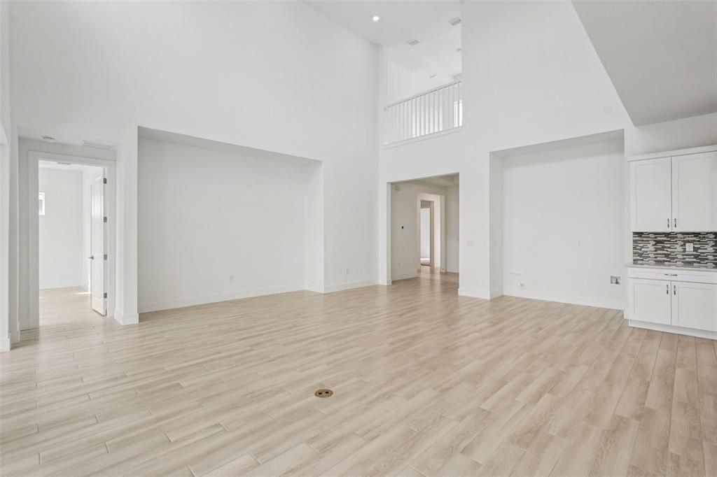 For Sale: $739,587 (4 beds, 3 baths, 3375 Square Feet)