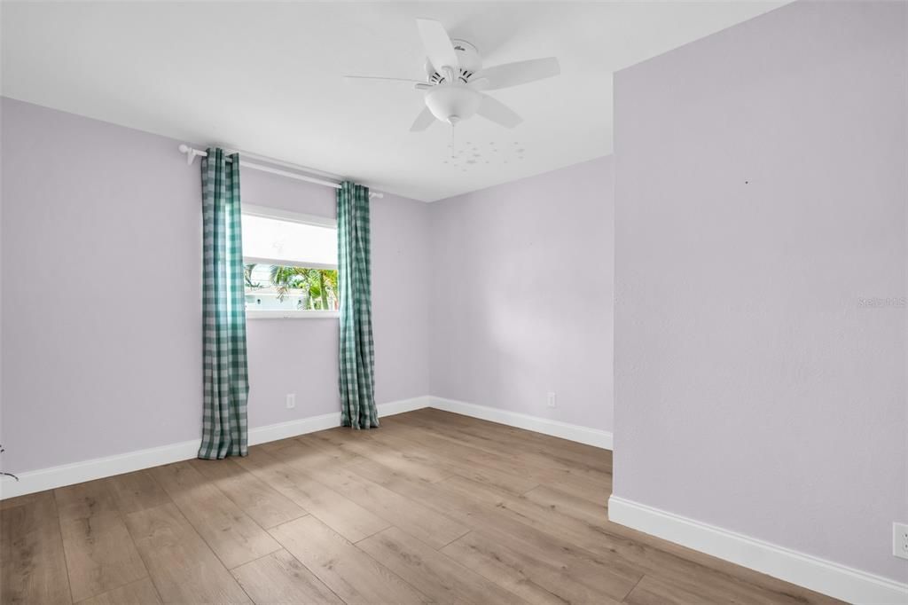 For Sale: $497,500 (3 beds, 2 baths, 1600 Square Feet)
