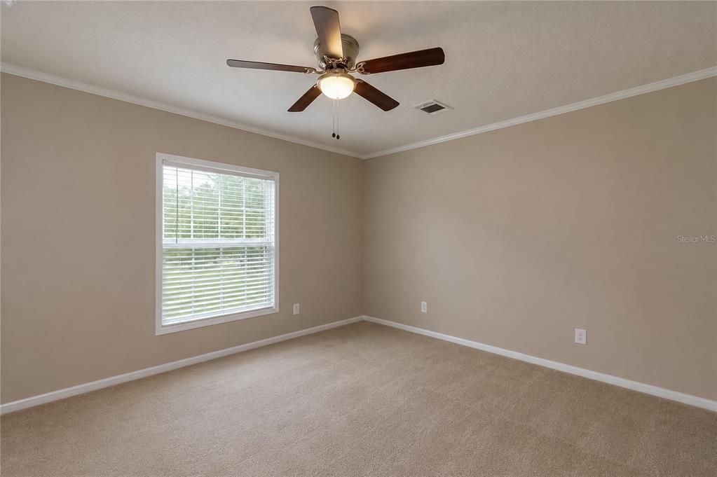 For Sale: $269,500 (3 beds, 2 baths, 1456 Square Feet)