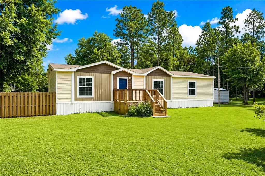 For Sale: $269,500 (3 beds, 2 baths, 1456 Square Feet)