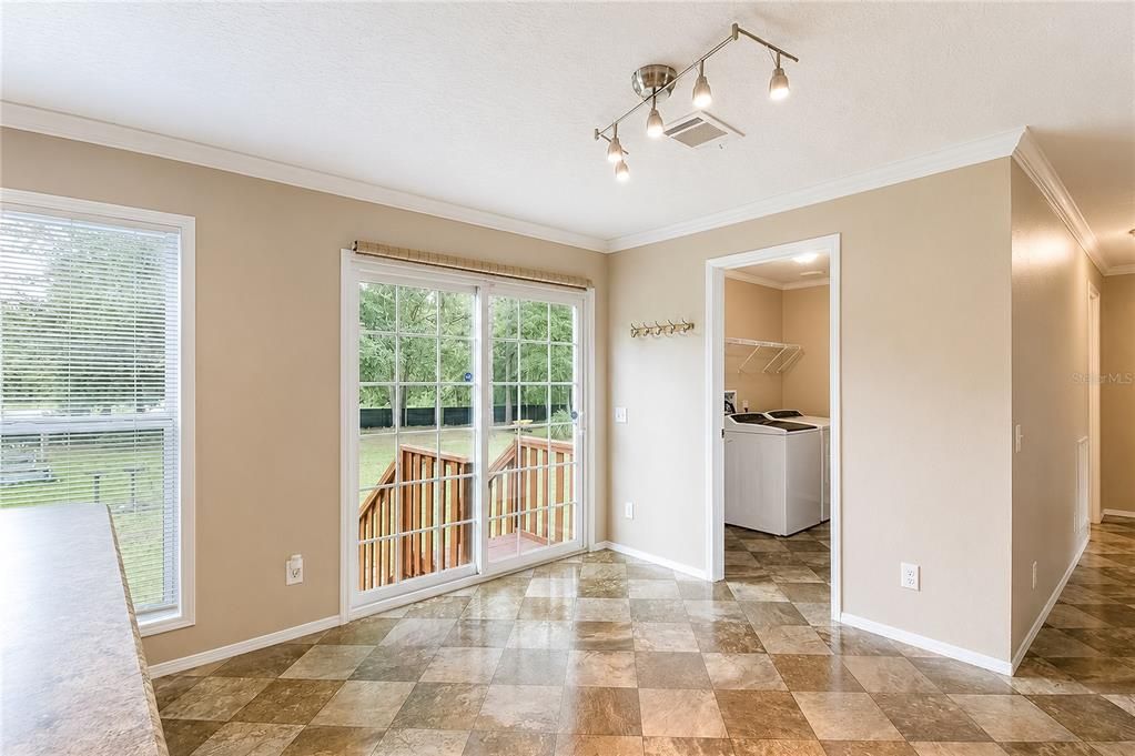 For Sale: $269,500 (3 beds, 2 baths, 1456 Square Feet)