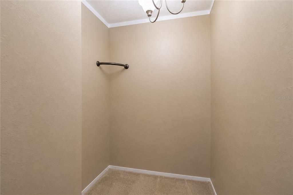 For Sale: $269,500 (3 beds, 2 baths, 1456 Square Feet)