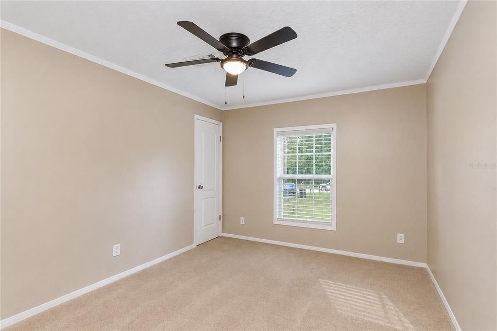 For Sale: $269,500 (3 beds, 2 baths, 1456 Square Feet)