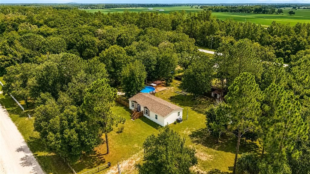 For Sale: $269,500 (3 beds, 2 baths, 1456 Square Feet)