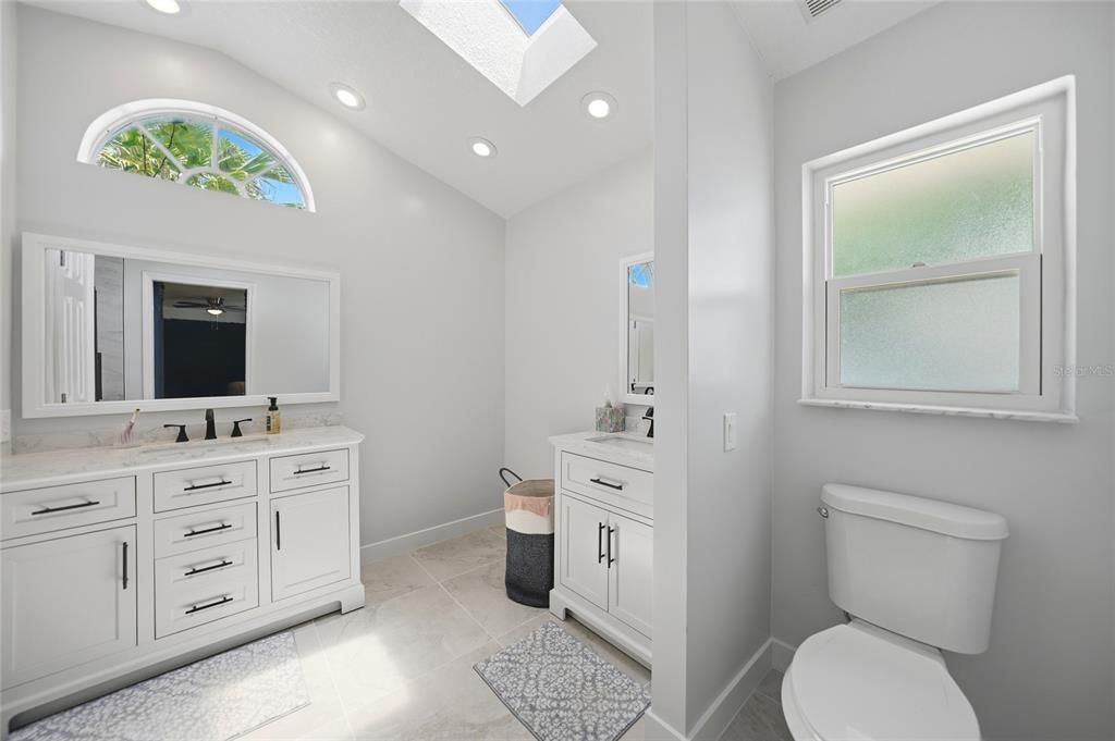 Activo con contrato: $349,900 (3 camas, 2 baños, 1919 Pies cuadrados)
