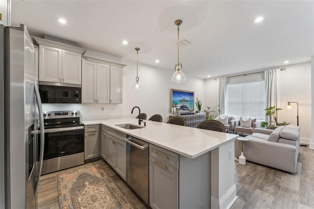 En Venta: $345,000 (3 camas, 2 baños, 1498 Pies cuadrados)