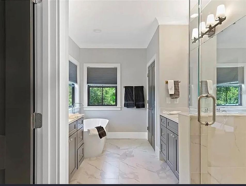В аренду: $8,295 (4 спален, 5 ванн, 3295 Квадратных фут)
