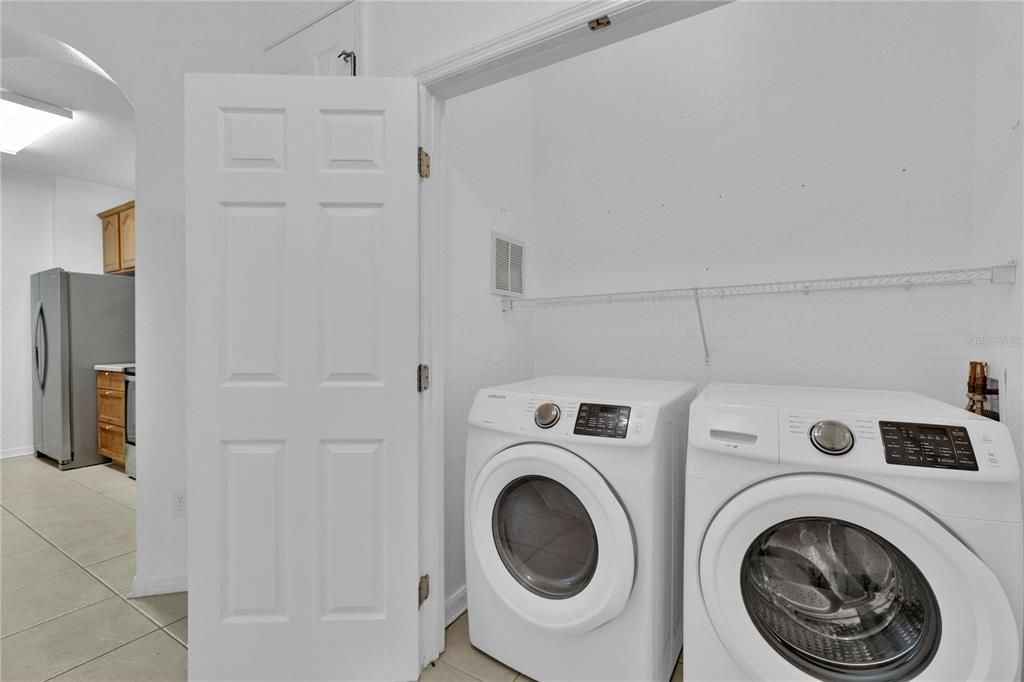 For Rent: $1,600 (3 beds, 2 baths, 1248 Square Feet)