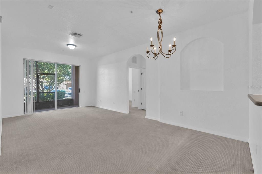 For Rent: $1,600 (3 beds, 2 baths, 1248 Square Feet)
