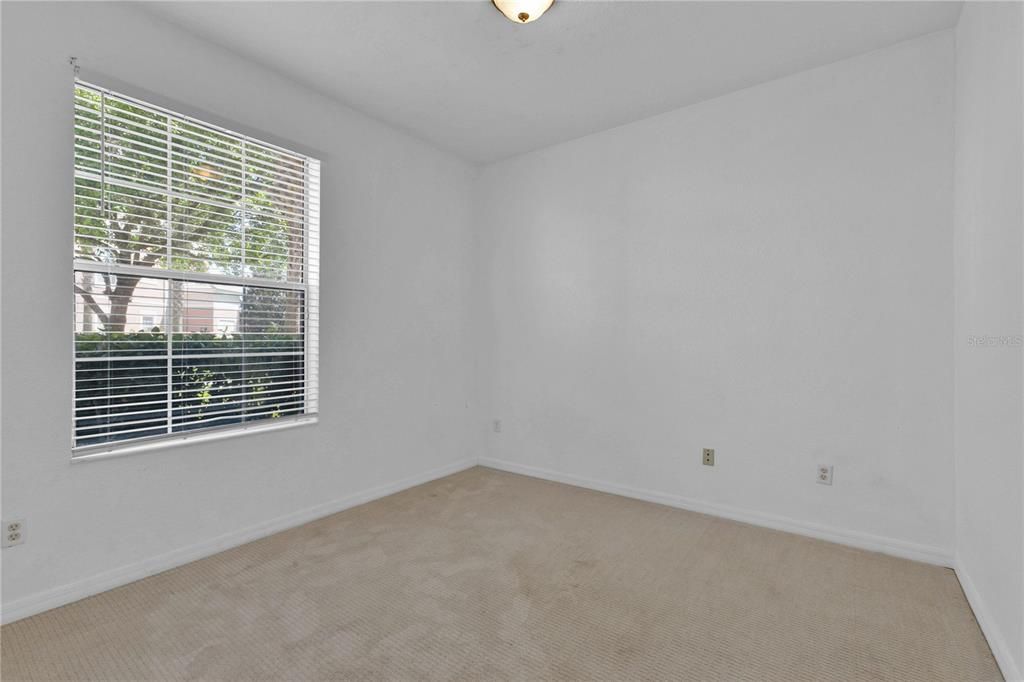 For Rent: $1,600 (3 beds, 2 baths, 1248 Square Feet)