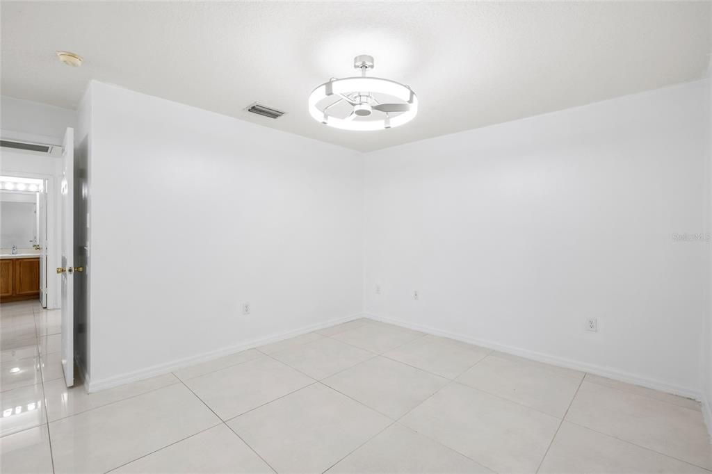 For Sale: $375,000 (3 beds, 2 baths, 1235 Square Feet)