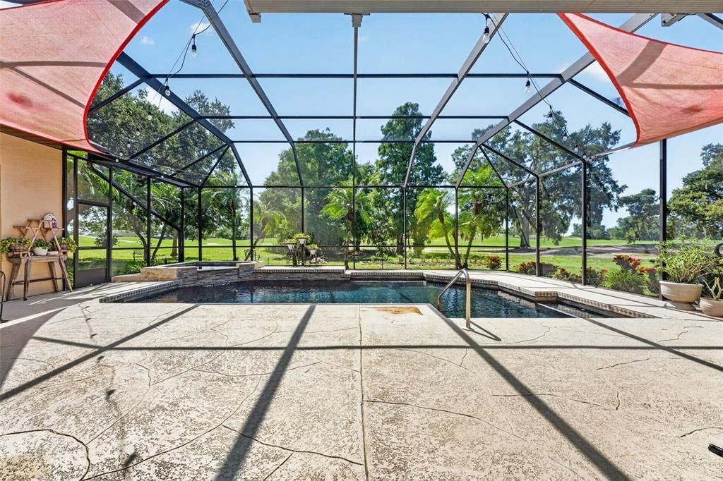 For Sale: $800,000 (3 beds, 3 baths, 2985 Square Feet)