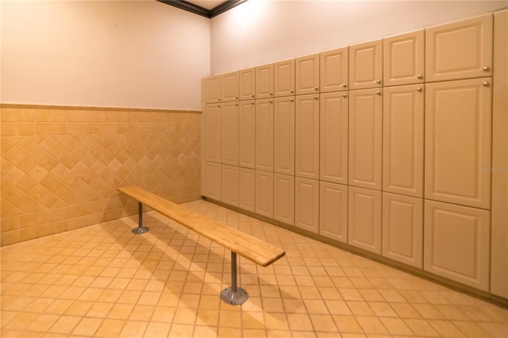 En Renta: $2,400 (3 camas, 2 baños, 1575 Pies cuadrados)