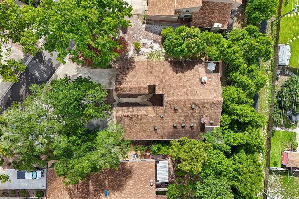 For Rent: $2,000 (2 beds, 2 baths, 1302 Square Feet)