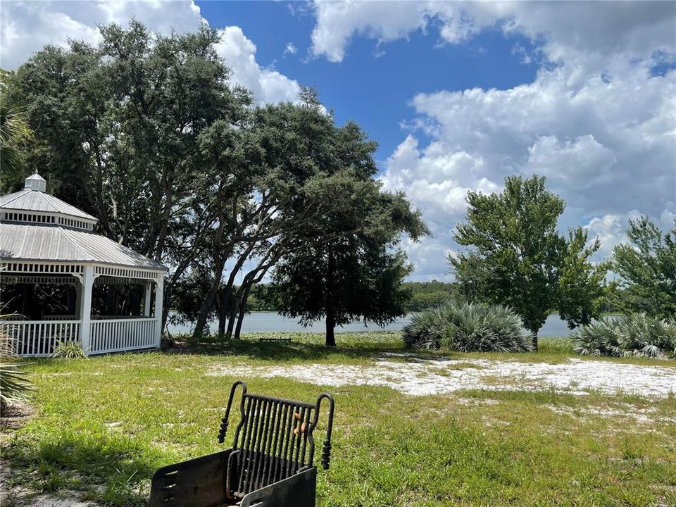 For Rent: $1,850 (2 beds, 2 baths, 1233 Square Feet)
