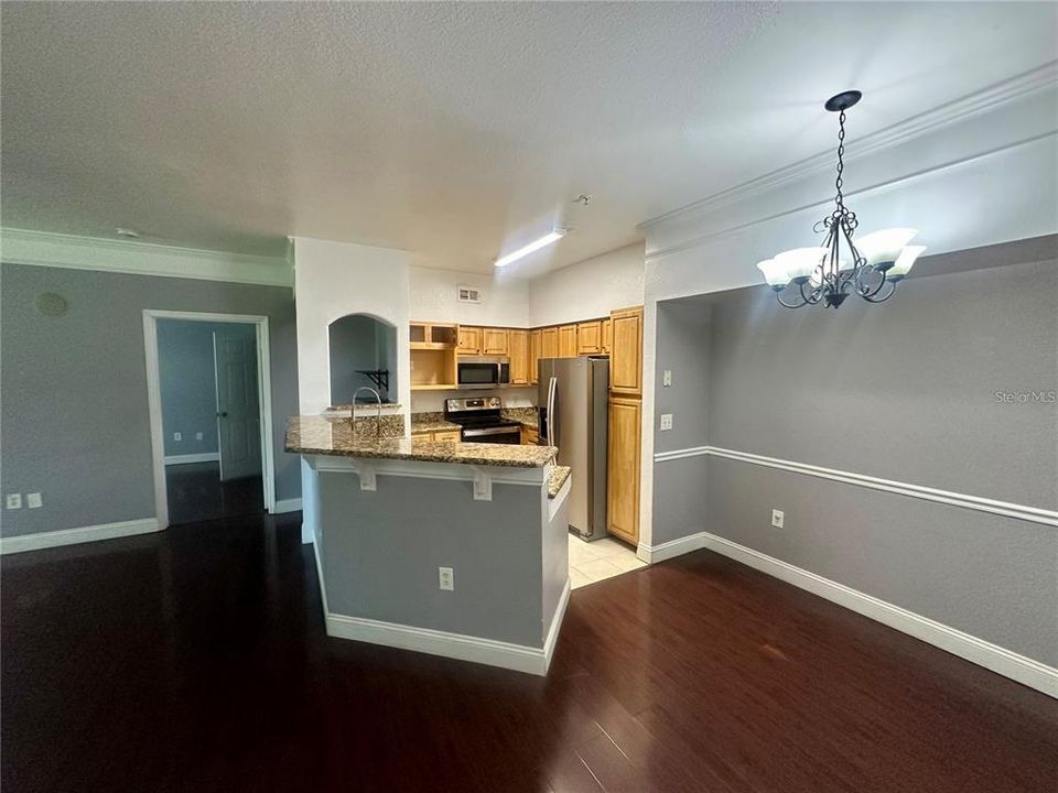 For Rent: $1,850 (2 beds, 2 baths, 1233 Square Feet)