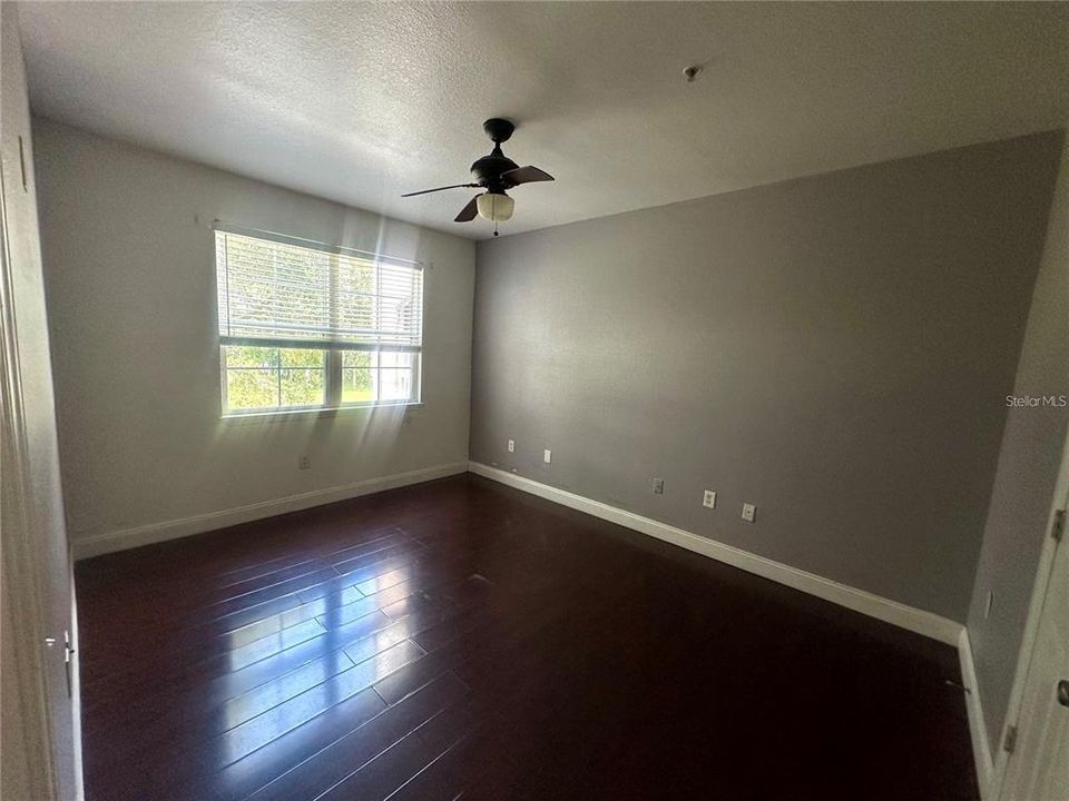 For Rent: $1,850 (2 beds, 2 baths, 1233 Square Feet)