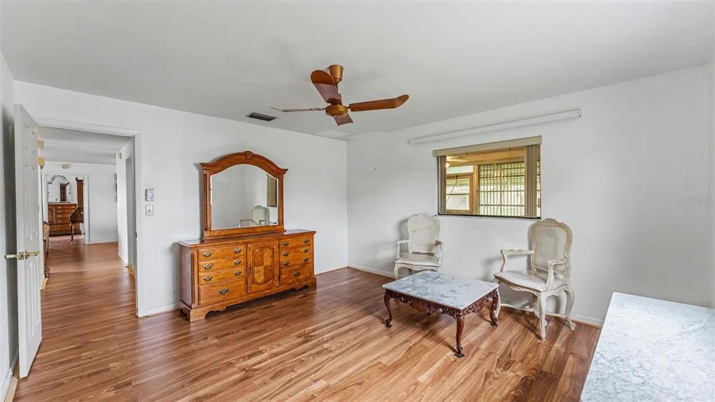 En Venta: $220,000 (2 camas, 2 baños, 1507 Pies cuadrados)