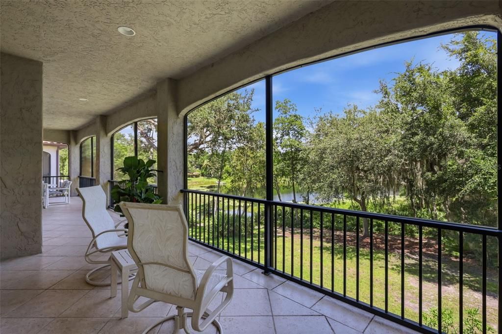 En Venta: $595,000 (3 camas, 2 baños, 2824 Pies cuadrados)