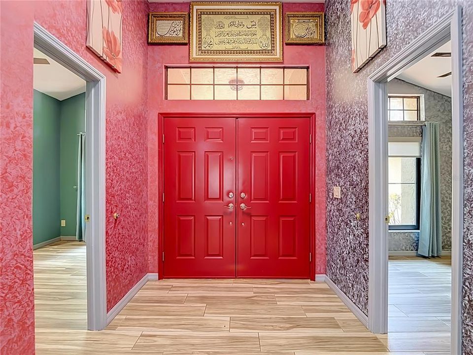 En Venta: $639,000 (5 camas, 3 baños, 2135 Pies cuadrados)