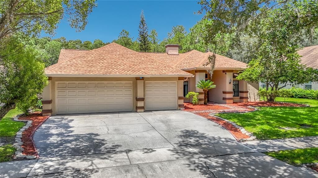 En Venta: $639,000 (5 camas, 3 baños, 2135 Pies cuadrados)
