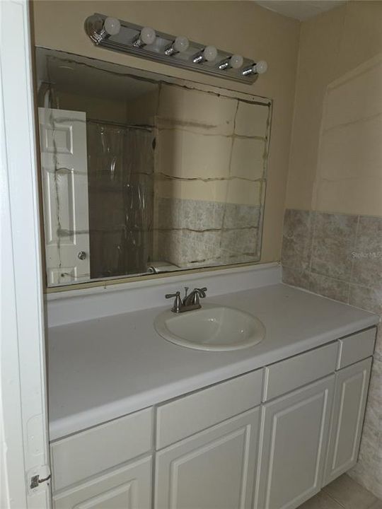 En Renta: $1,650 (4 camas, 2 baños, 1699 Pies cuadrados)