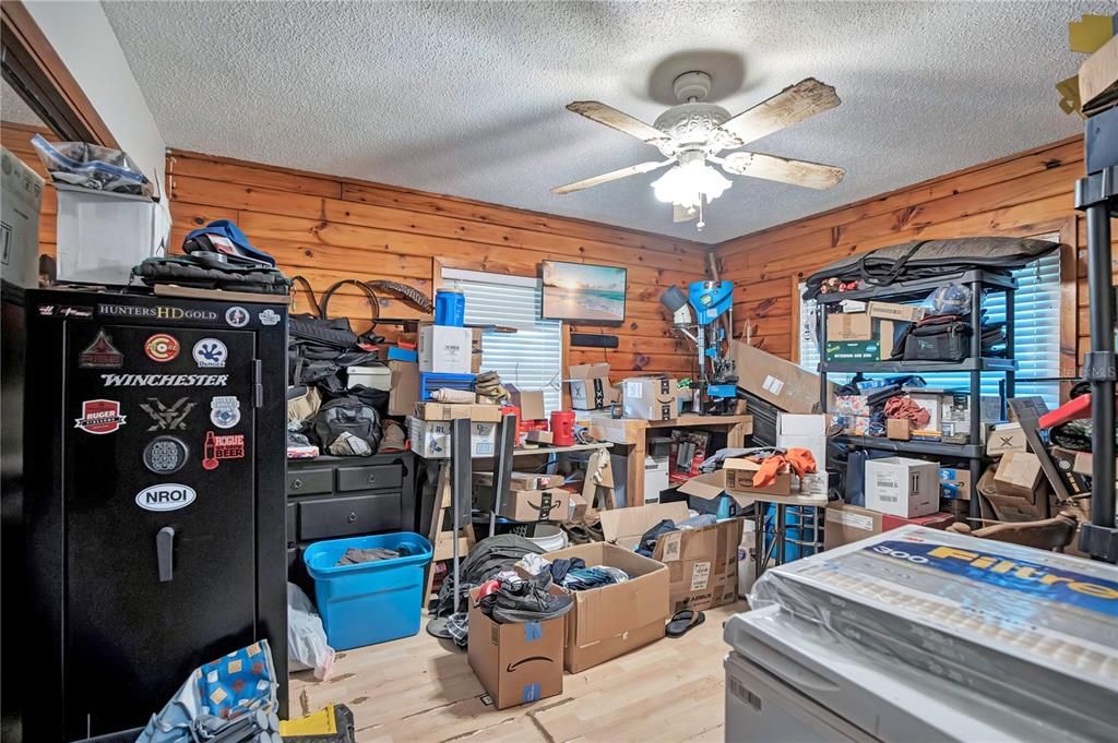 На продажу: $399,000 (3 спален, 2 ванн, 1871 Квадратных фут)