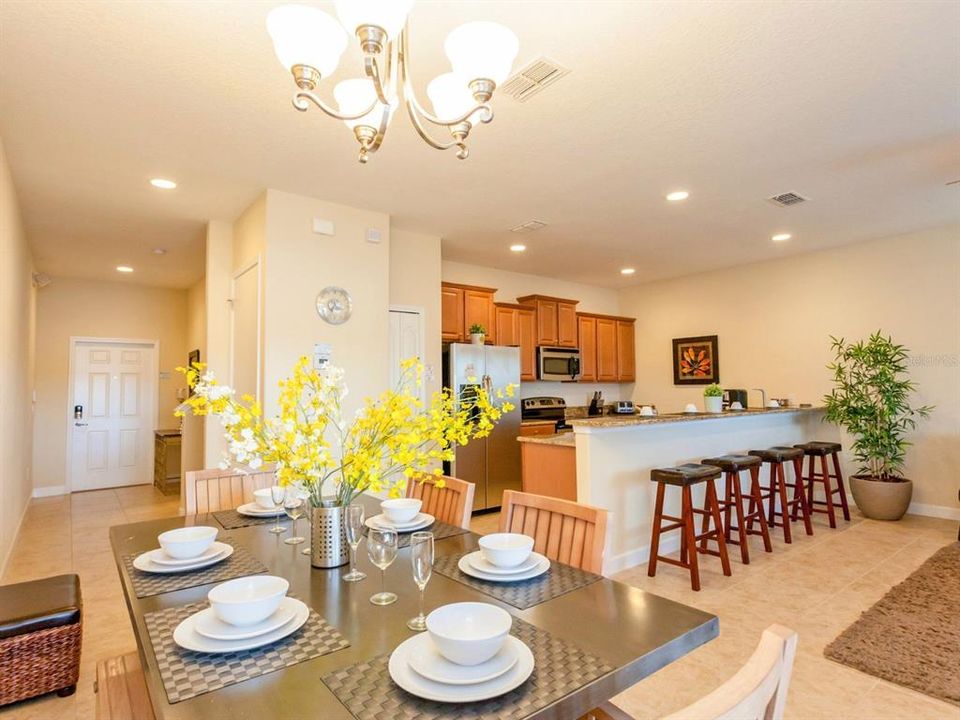 For Rent: $2,500 (4 beds, 3 baths, 1902 Square Feet)