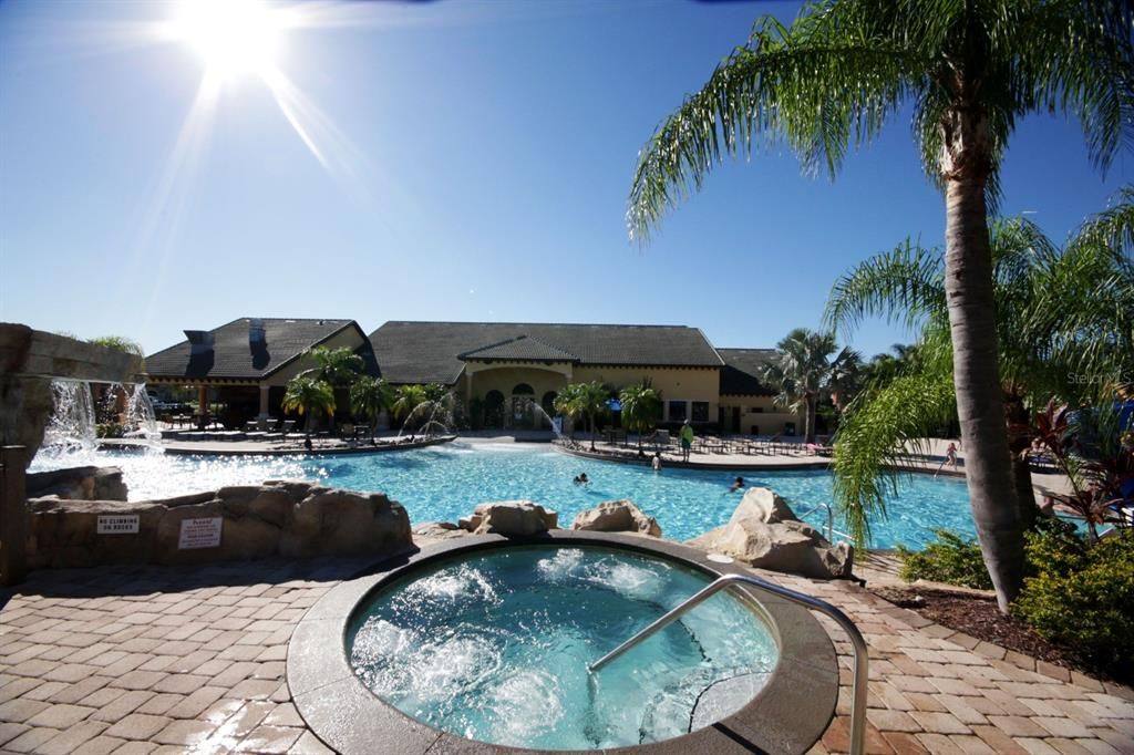 For Rent: $2,500 (4 beds, 3 baths, 1902 Square Feet)