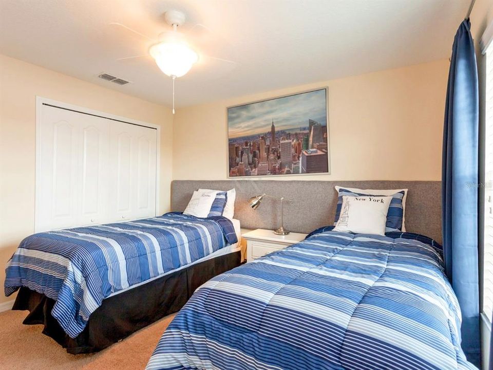 For Rent: $2,500 (4 beds, 3 baths, 1902 Square Feet)