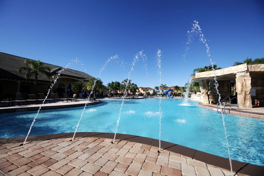 For Rent: $2,500 (4 beds, 3 baths, 1902 Square Feet)