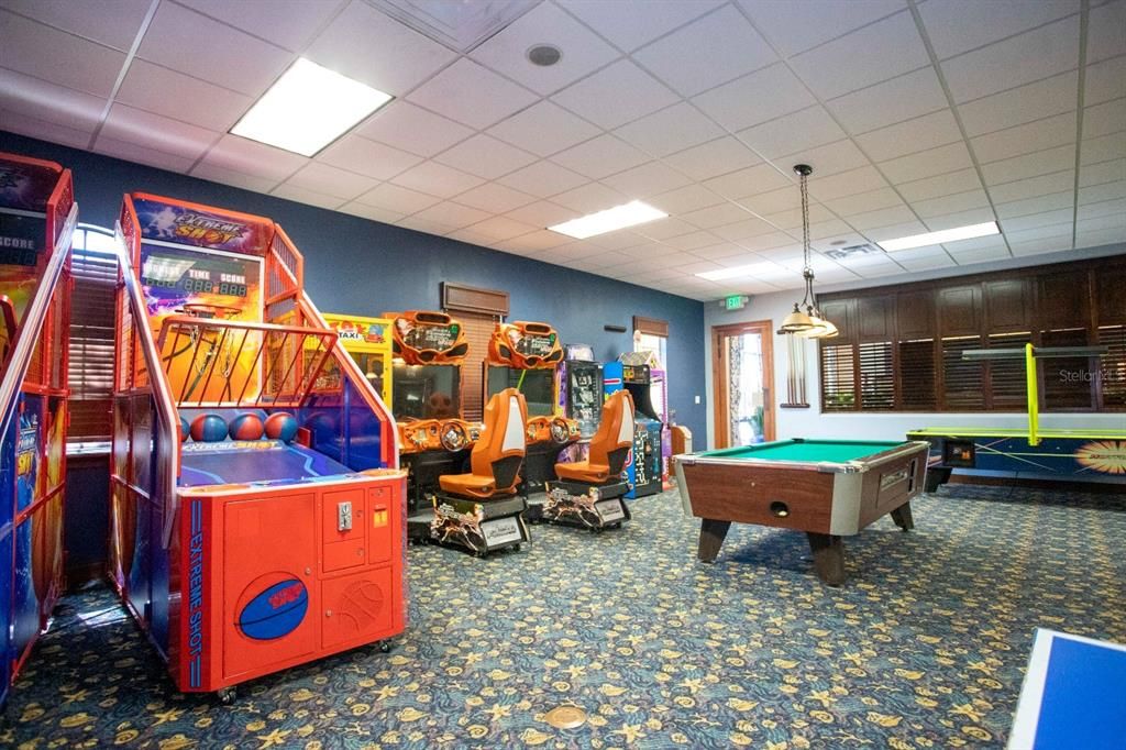 For Rent: $2,500 (4 beds, 3 baths, 1902 Square Feet)