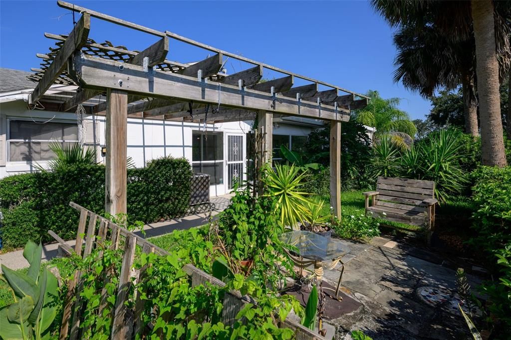 En Venta: $519,900 (3 camas, 2 baños, 1350 Pies cuadrados)