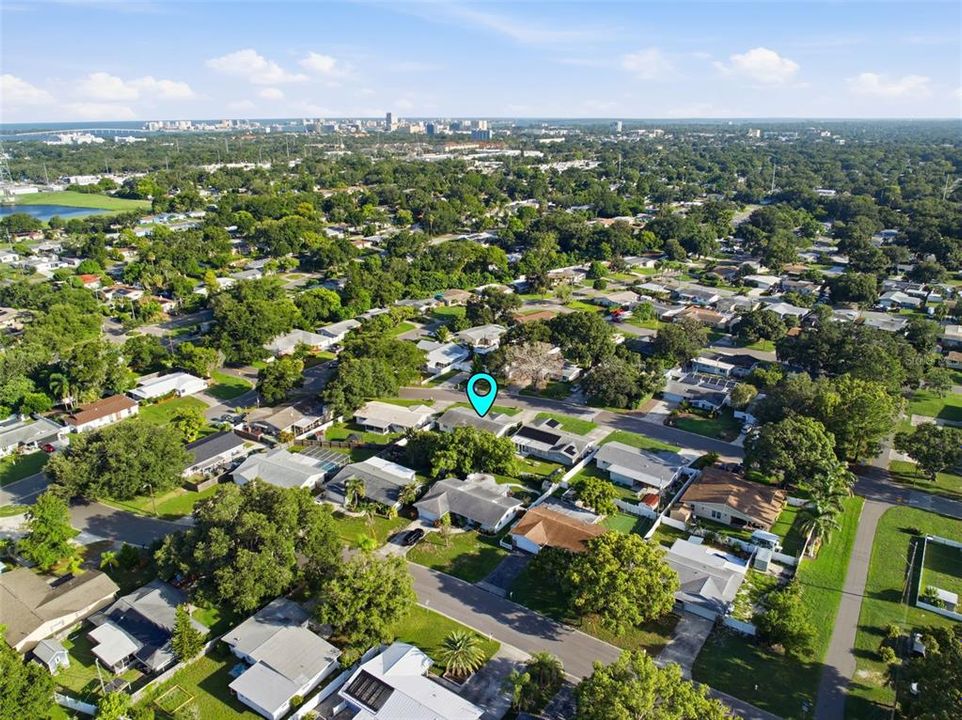 En Venta: $465,000 (3 camas, 2 baños, 1575 Pies cuadrados)
