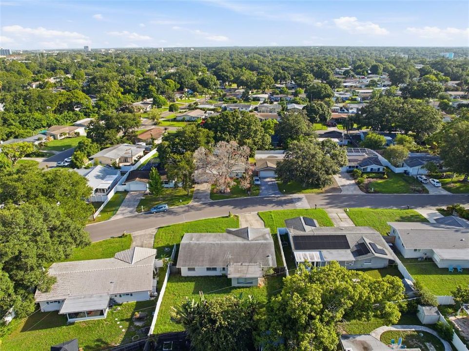 En Venta: $465,000 (3 camas, 2 baños, 1575 Pies cuadrados)