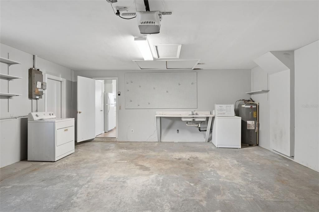 En Venta: $465,000 (3 camas, 2 baños, 1575 Pies cuadrados)