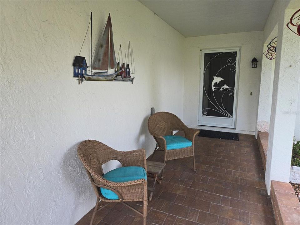 For Rent: $3,000 (3 beds, 2 baths, 1798 Square Feet)