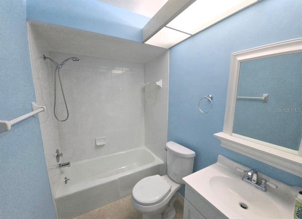 For Rent: $3,000 (3 beds, 2 baths, 1798 Square Feet)