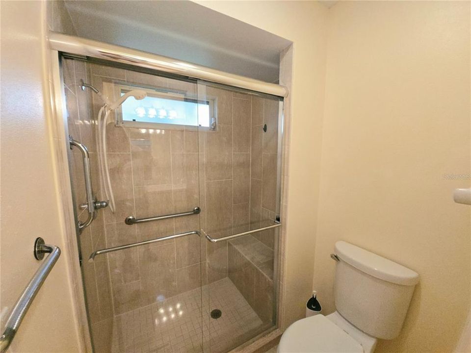 For Rent: $3,000 (3 beds, 2 baths, 1798 Square Feet)