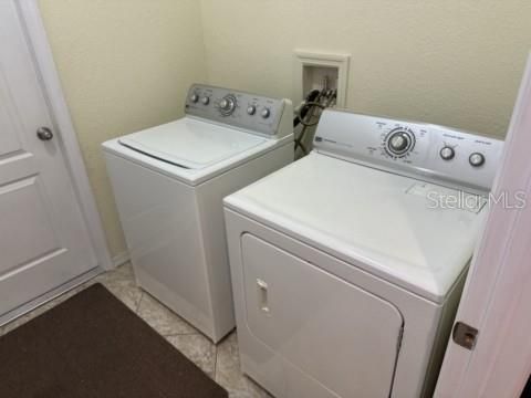 В аренду: $1,900 (3 спален, 2 ванн, 1994 Квадратных фут)