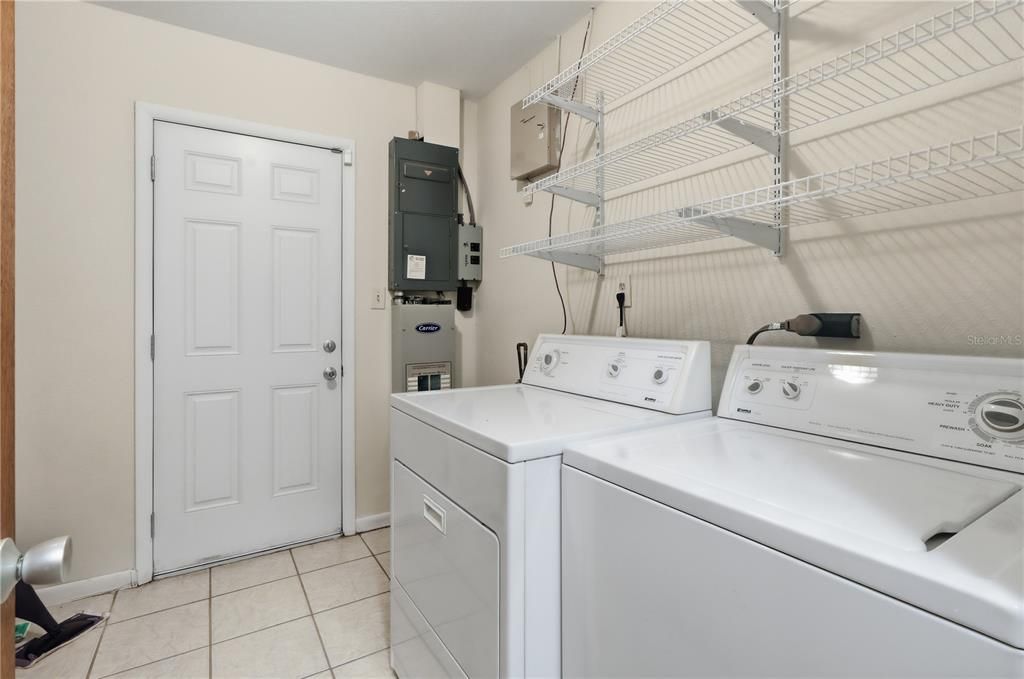 En Venta: $1,800,000 (3 camas, 2 baños, 2011 Pies cuadrados)