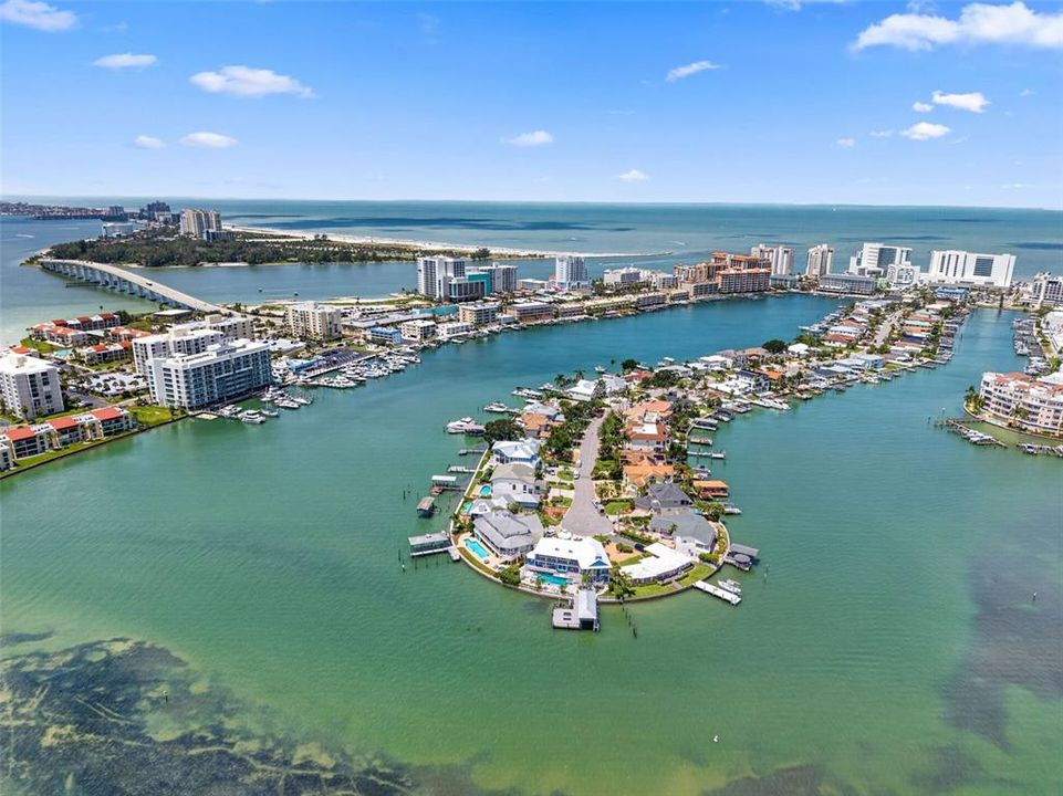 En Venta: $1,899,000 (3 camas, 3 baños, 1648 Pies cuadrados)