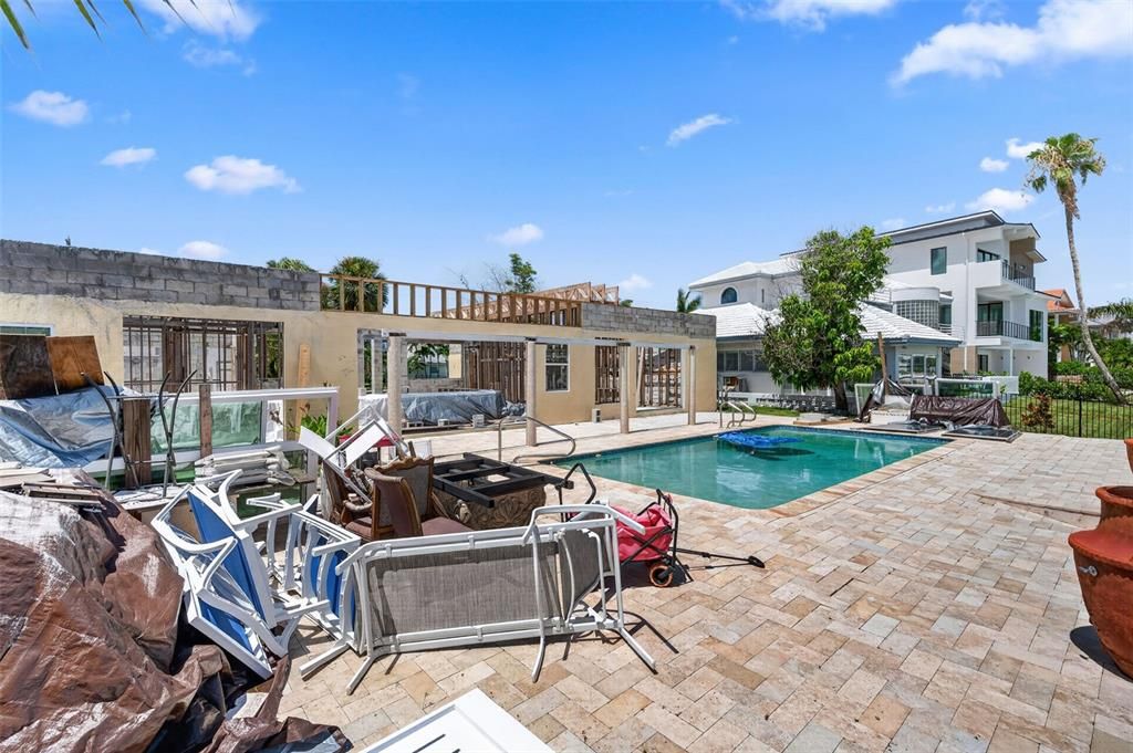 En Venta: $1,899,000 (3 camas, 3 baños, 1648 Pies cuadrados)